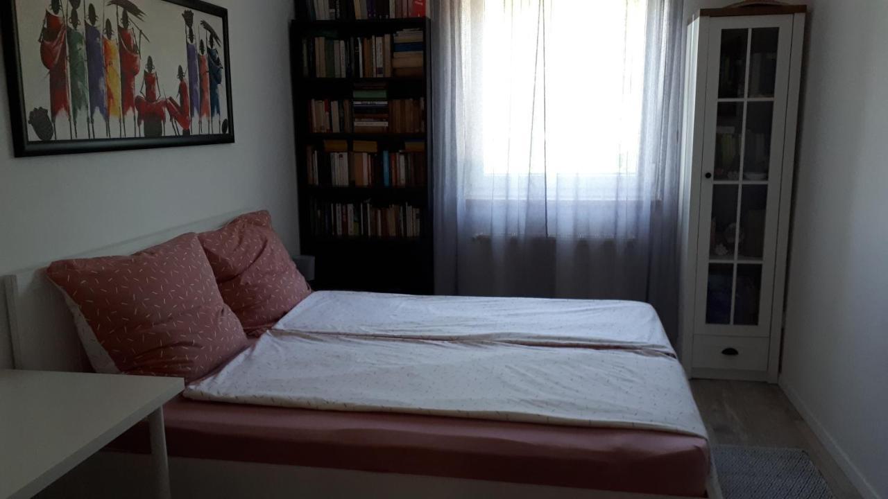 Feher Rozsa Apartman Черсектомай Екстериор снимка