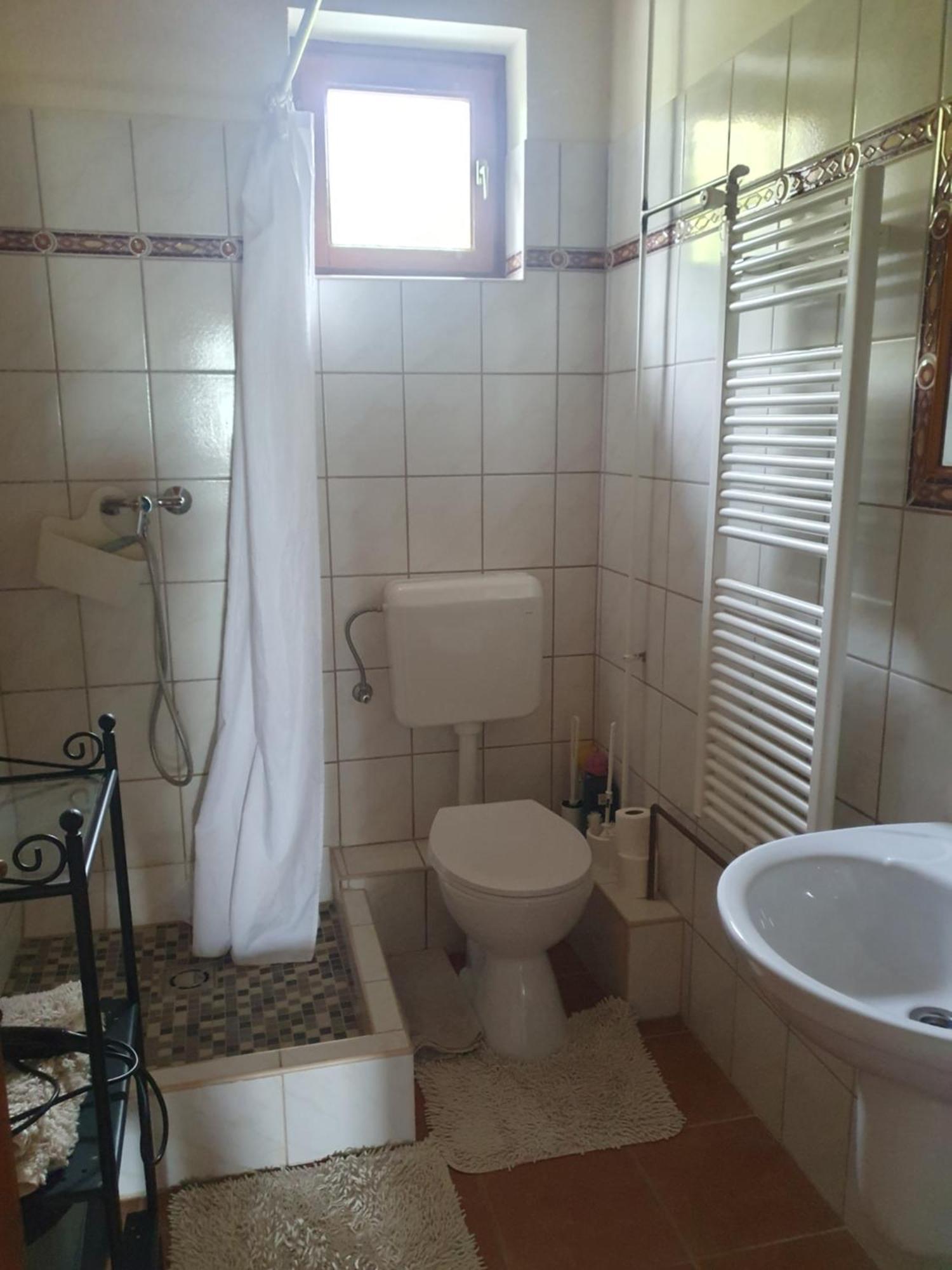 Feher Rozsa Apartman Черсектомай Екстериор снимка