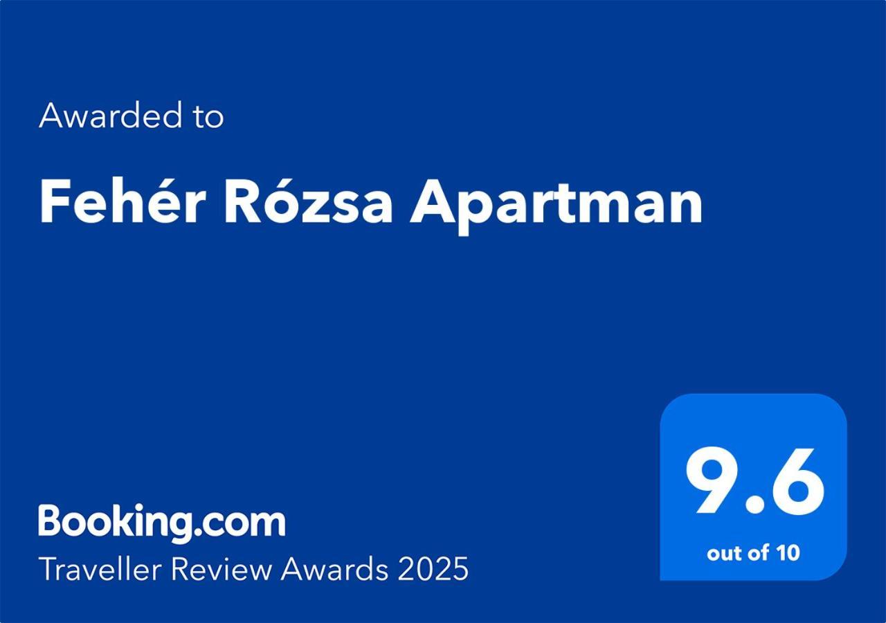 Feher Rozsa Apartman Черсектомай Екстериор снимка