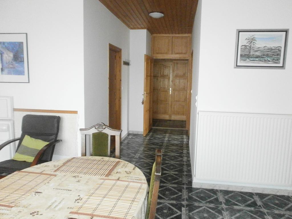 Feher Rozsa Apartman Черсектомай Екстериор снимка
